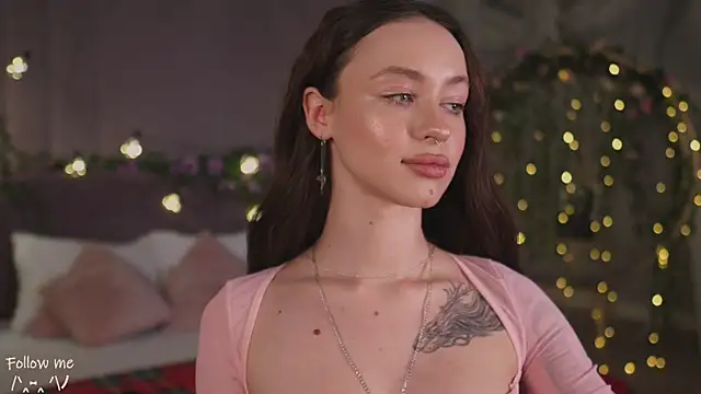 Meow Nancy online show from February 21, 2025, 9:02 am