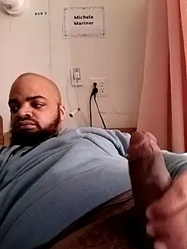 Snapshot of Ravenbbc53 chatting on April 7, 2026, 2:19 pm Ravenbbc53 online show from April 7, 2026, 2:19 pm