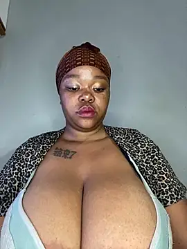 Mandy-101 online show from November 13, 2025, 6:06 am