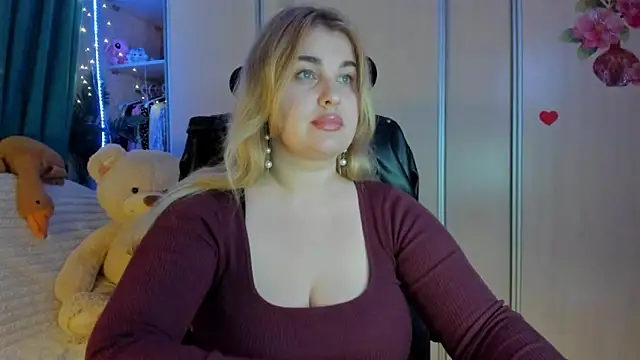 CoraSwon online show from March 4, 2026, 5:31 pm