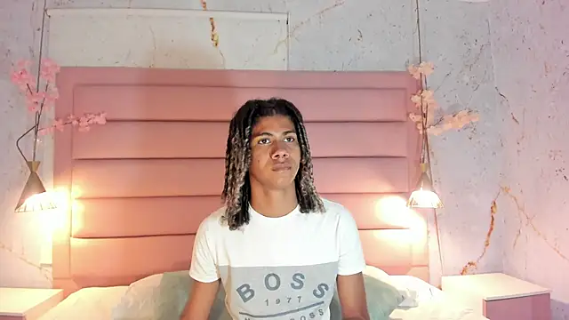 Maxim-Walker online show from September 15, 2025, 2:23 am