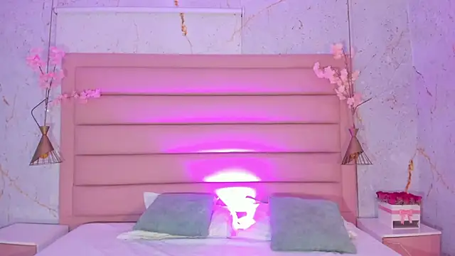 Maxim-Walker online show from September 22, 2025, 2:50 am