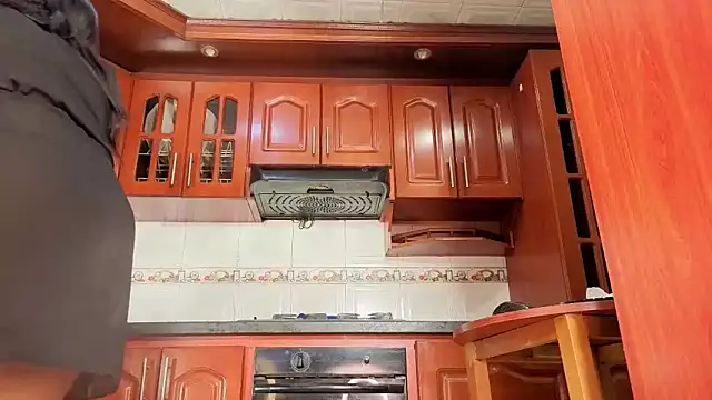 AmberNix online show from April 1, 2026, 2:36 pm