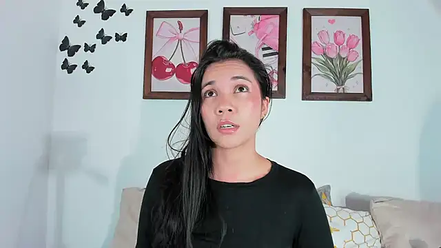 Emiily Parkerr online show from May 18, 2026, 10:14 pm
