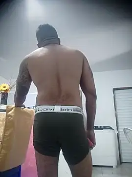 SaucyAffair0 online show from April 5, 2026, 3:30 pm