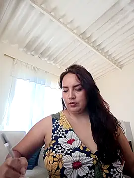 Snapshot of allison-dreams chatting on September 10, 2025, 7:13 pm allison-dreams online show from September 10, 2025, 7:13 pm