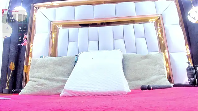 Snapshot of RileySweett chatting on January 17, 2026, 11:47 am RileySweett online show from January 17, 2026, 11:47 am