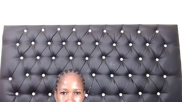 Snapshot of YourSubDesire chatting on January 10, 2025, 10:04 pm YourSubDesire online show from January 10, 2025, 10:04 pm