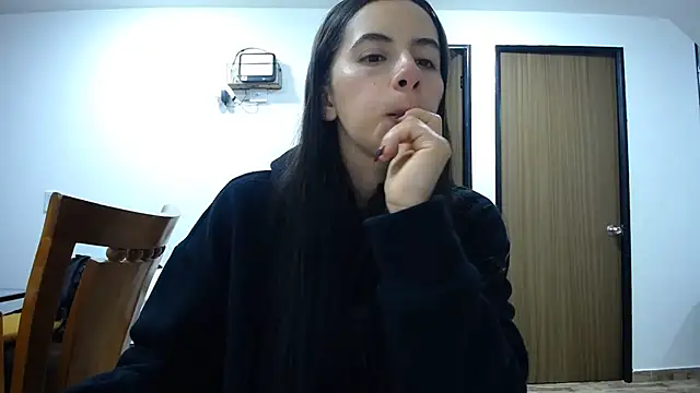 Snapshot of Mariam_Gomezxxx chatting on May 5, 2026, 9:07 pm Mariam Gomezxxx online show from May 5, 2026, 9:07 pm