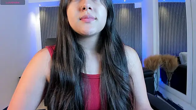 paulina sweett  online show from September 23, 2025, 1:18 pm