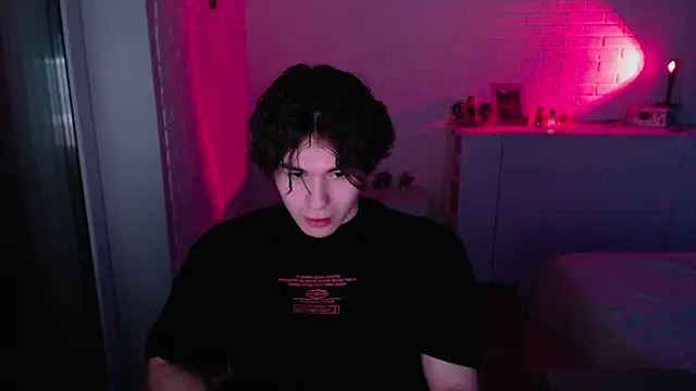 MarkusDean online show from April 23, 2026, 5:25 pm