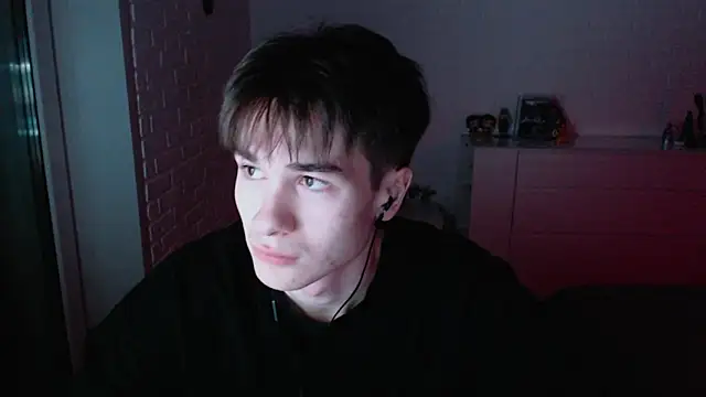 MarkusDean online show from November 5, 2025, 4:21 pm