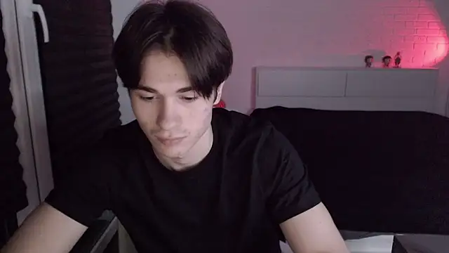 MarkusDean online show from September 17, 2025, 7:27 pm