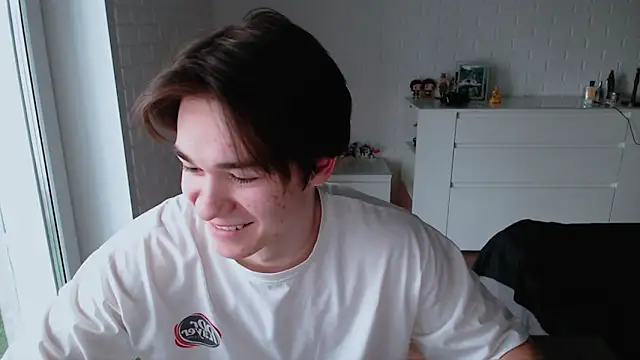 MarkusDean online show from October 17, 2025, 11:23 am