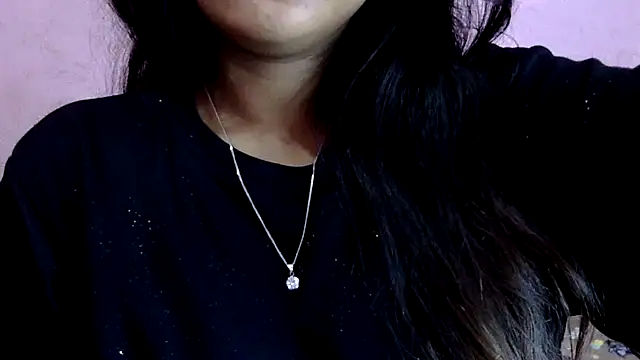 charming karishma online show from December 14, 2024, 8:56 am