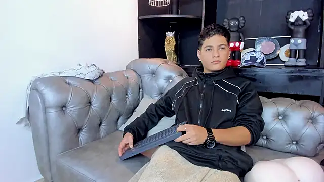 Levy Steve online show from March 19, 2025, 4:47 am