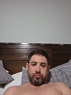 caliguy37 online show from June 27, 2026, 5:02 am