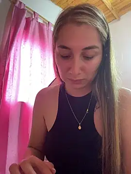 Snapshot of Iris_love18 chatting on February 13, 2026, 1:33 pm Iris love18 online show from February 13, 2026, 1:33 pm