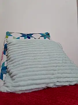 Snapshot of Iris_love18 chatting on February 10, 2026, 2:32 am Iris love18 online show from February 10, 2026, 2:32 am