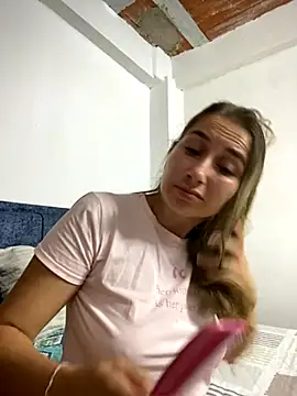 Iris love18 online show from October 29, 2025, 1:37 am