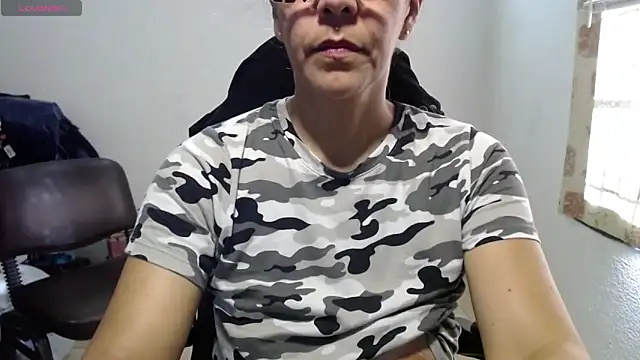 horny paty online show from December 4, 2025, 8:52 pm