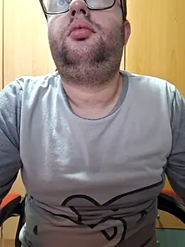 Javier bear online show from March 30, 2026, 9:16 pm