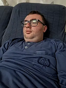 Javier bear online show from April 4, 2026, 8:59 pm