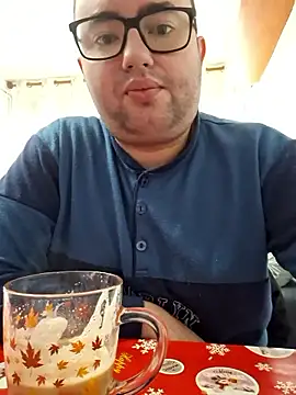 Snapshot of Javier_bear chatting on January 18, 2026, 10:40 am Javier bear online show from January 18, 2026, 10:40 am