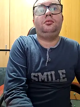 Snapshot of Javier_bear chatting on March 1, 2026, 11:05 pm Javier bear online show from March 1, 2026, 11:05 pm