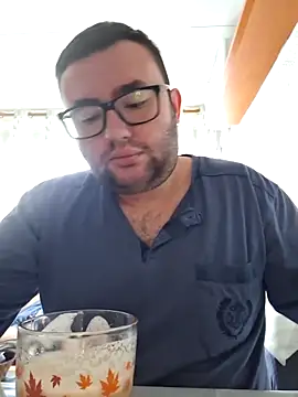 Javier bear online show from November 15, 2025, 9:02 am