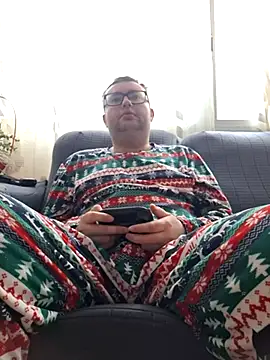 Snapshot of Javier_bear chatting on February 16, 2026, 10:03 am Javier bear online show from February 16, 2026, 10:03 am