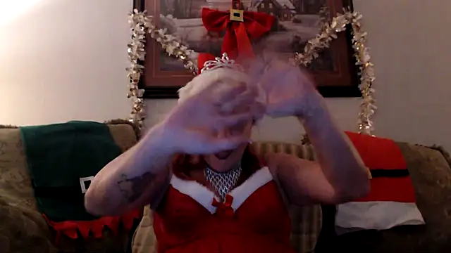 LexxiLeeds online show from December 25, 2024, 12:05 am