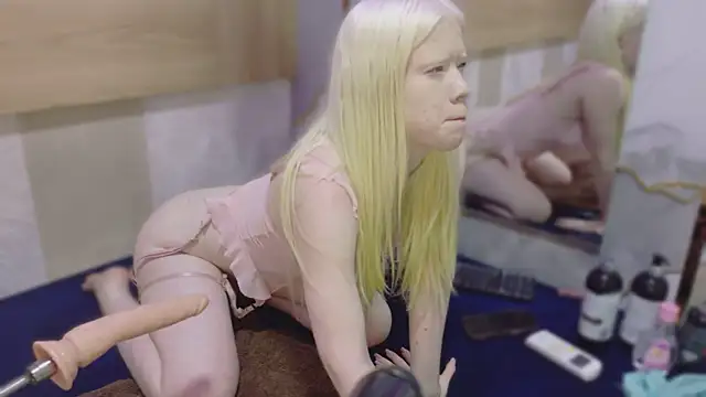 Elif blond online show from March 30, 2026, 11:28 pm