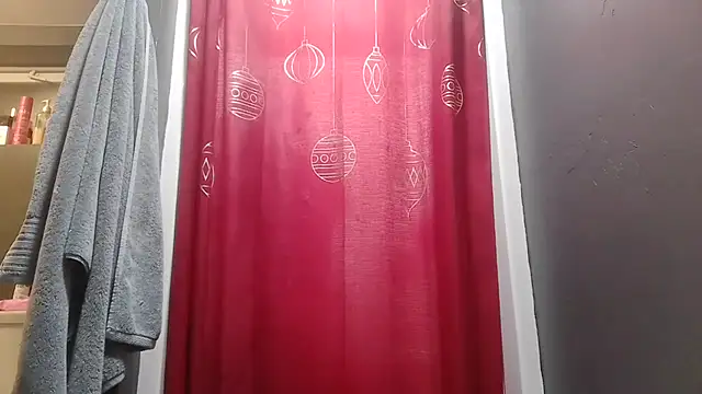 Snapshot of Glitt3rqueen341 chatting on October 2, 2025, 10:51 am Glitt3rqueen341 online show from October 2, 2025, 10:51 am