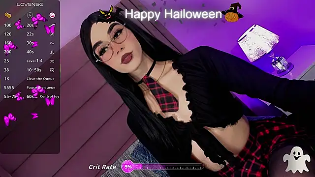 kimMaddiee online show from October 31, 2025, 8:38 pm