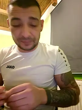 Zoltanioan26 online show from January 7, 2026, 10:53 am