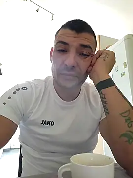 Zoltanioan26 online show from November 29, 2025, 8:58 am