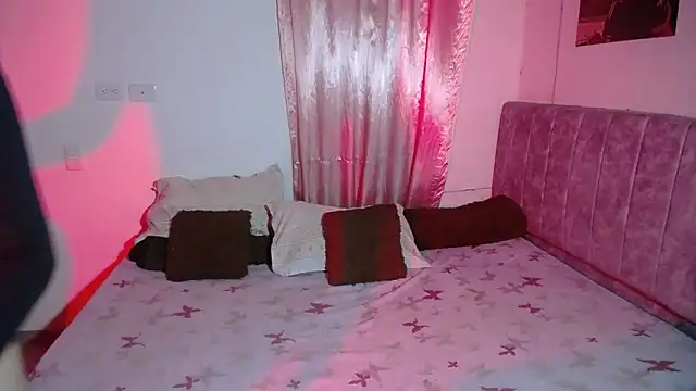 JossieGrey online show from May 18, 2026, 9:36 am