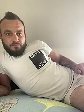 cosmin9000 online show from June 7, 2026, 9:36 am