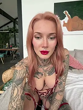 Stella-Kink online show from February 12, 2026, 11:43 am