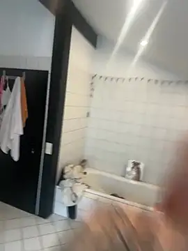 Stella-Kink online show from January 9, 2026, 11:50 am