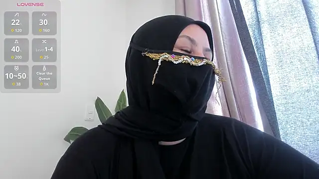 Amina hafsa online show from May 18, 2026, 5:51 pm