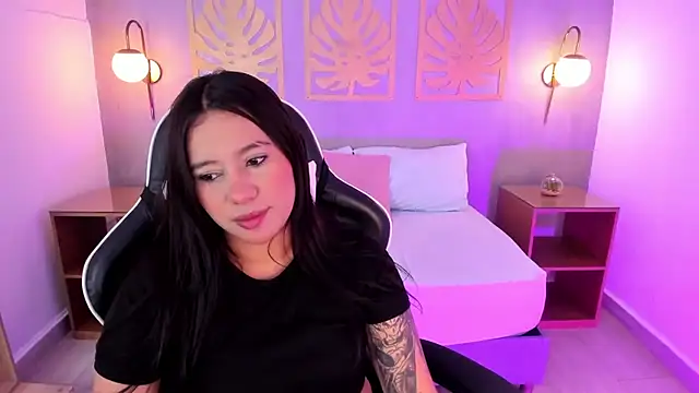 Snapshot of majo_rosse_ chatting on September 12, 2025, 7:02 pm majo rosse online show from September 12, 2025, 7:02 pm