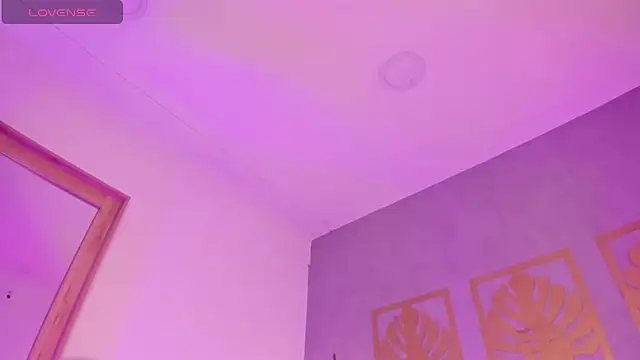 majo rosse  online show from April 10, 2026, 7:10 pm