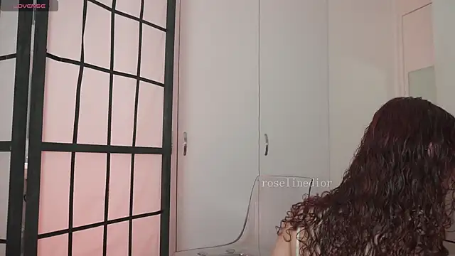 roselinedior online show from May 8, 2026, 9:18 pm
