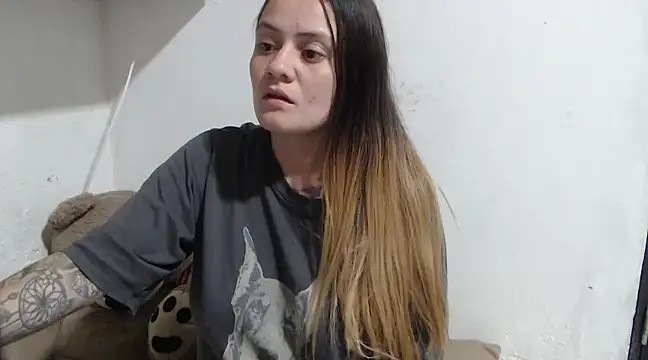 mia sepulveda  online show from March 11, 2025, 3:58 am