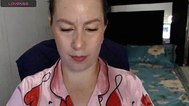 Snapshot of CATRINA-83 chatting on May 12, 2026, 12:11 pm CATRINA-83 online show from May 12, 2026, 12:11 pm