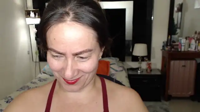 Snapshot of CATRINA-83 chatting on November 28, 2025, 12:33 am CATRINA-83 online show from November 28, 2025, 12:33 am