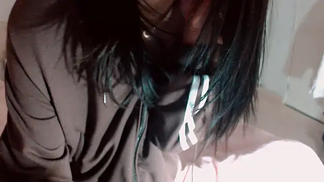 -Lucky Girl online show from February 15, 2026, 12:37 pm