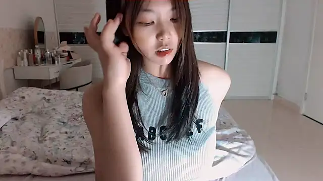 Snapshot of -Lucky_Girl chatting on July 4, 2026, 2:10 pm -Lucky Girl online show from July 4, 2026, 2:10 pm